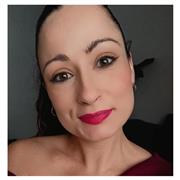 Doctora en Historia y profesora universitaria imparte clases de Geografía, Historia, Arte y Valenciano para ESO y Bachillerato